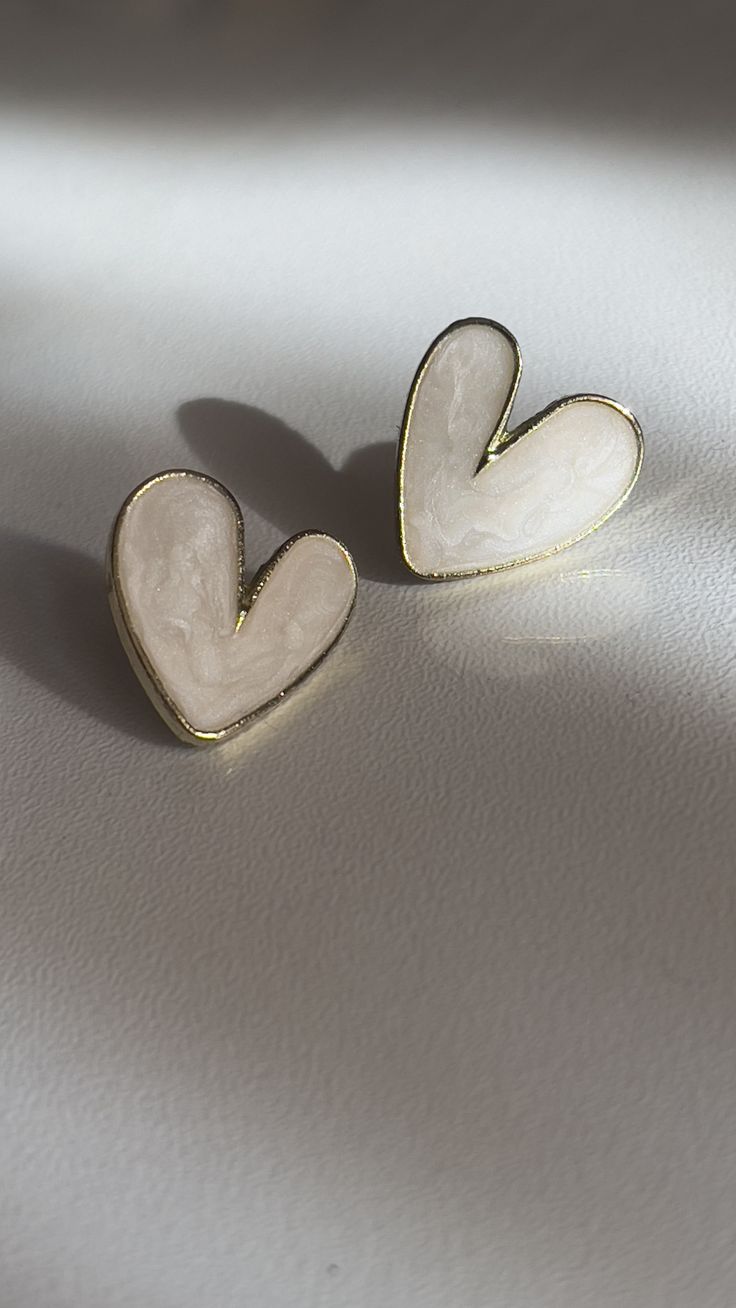 Elegant Heart Pearl Stud Earrings