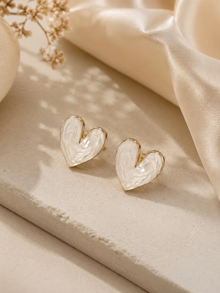 Elegant Heart Pearl Stud Earrings