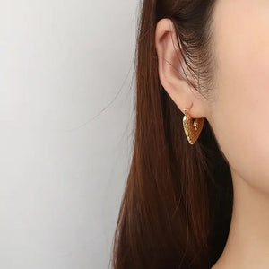Hoops