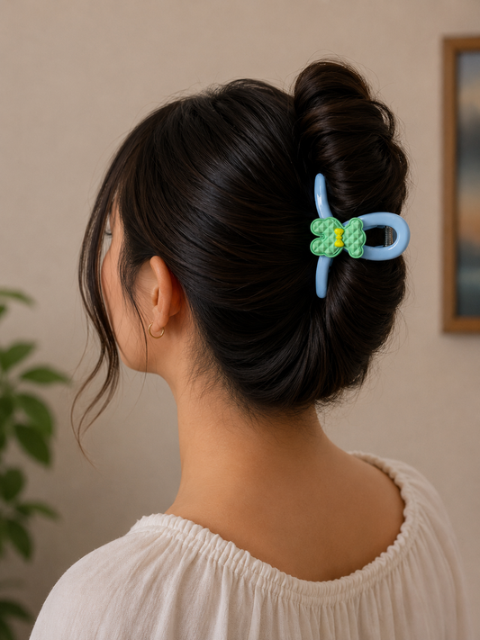 Blue Teddy Hair Claw