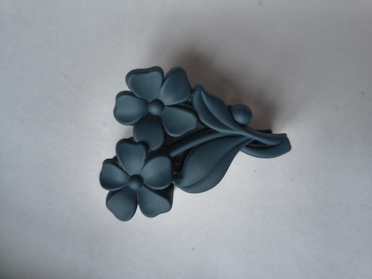 Elegant Floral Hair Claw Clip for Women