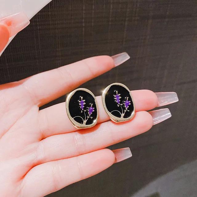 Oval Leaf Korean Earring